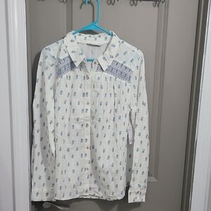 Women's White and Blue Floral Patterned Shirt